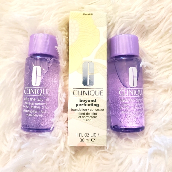 Clinique Other - Clinique Beyond Perfecting Foundation + Concealer